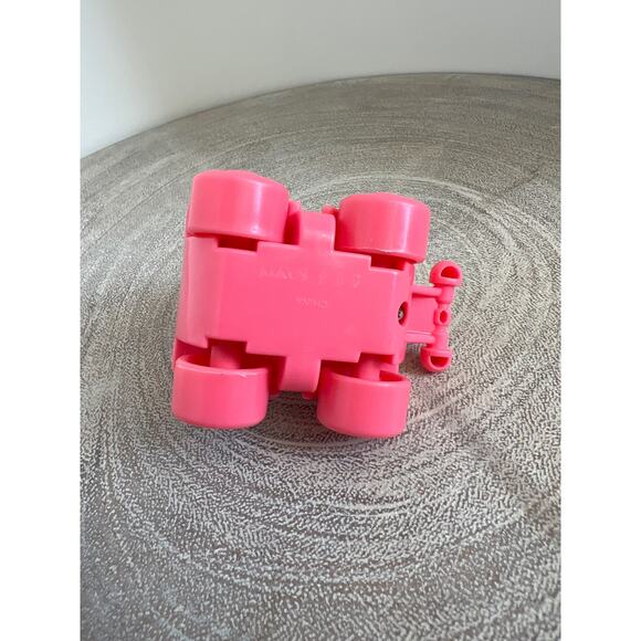 Vtg Fisher Price Dollhouse Pink Stroller with Baby Pacifier Bonnet Toy - Picture 2 of 4